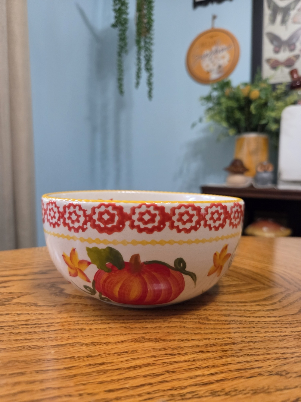Temptations Harvest Pumpkin Patch Cereal Soup Bowls Hand Painted Set of 4